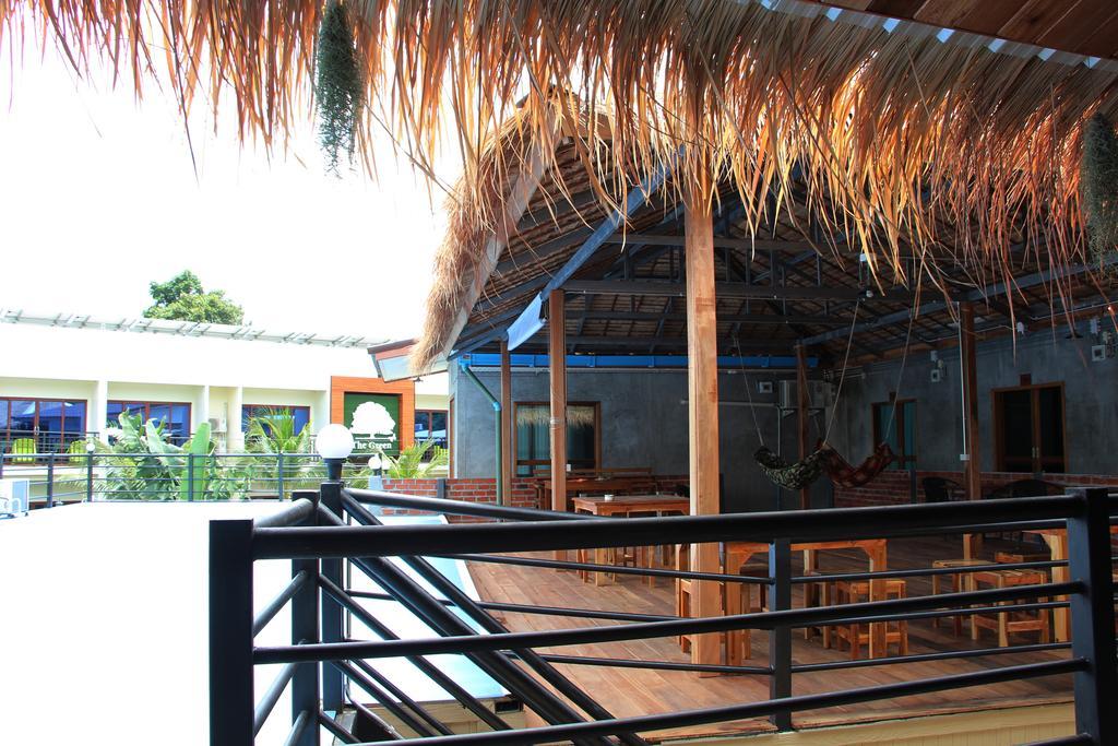 The Noi Guest House & Restaurant Koh Lipe Exterior foto